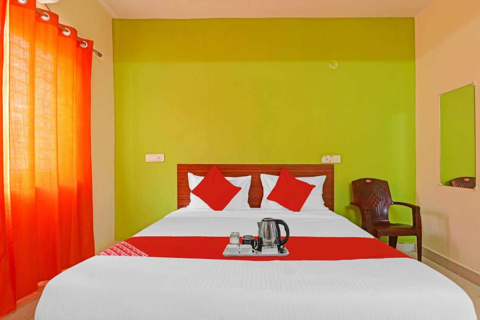 Super Hotel O Dk Reddy Square Hyderabad Exterior photo